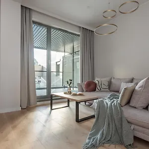 Flatbook - Center Granaria Apartment